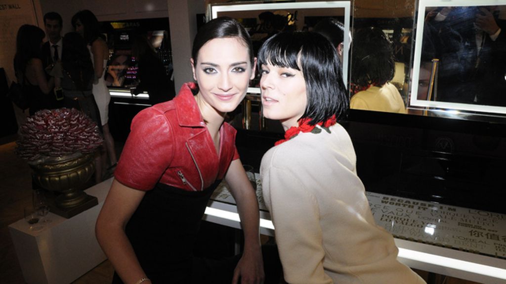 Bárbara García y Bimba Bosé, fascinadas con este nuevo espacio que L´Oréal ha inaugurado en Madrid