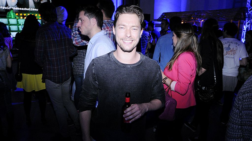 Jan Cornet, uno de los protagonistas de la adaptación al cine de "Perdona si te llamo amor" que se estrenará el 20 de junio