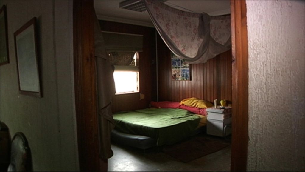 Primeras imágenes de 'Adiós a La fábrica'