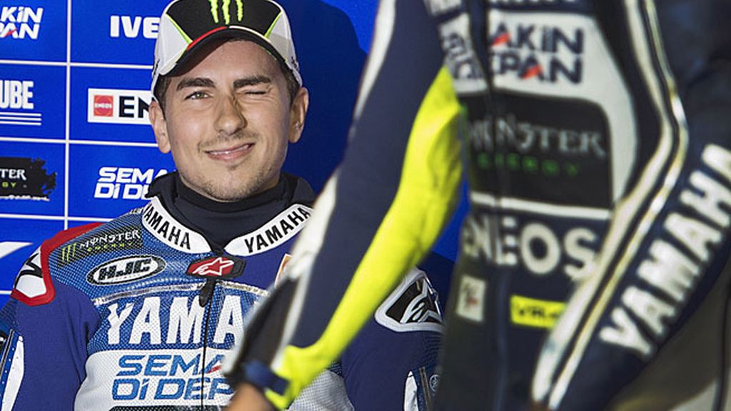 Lorenzo confirma a Rossi que está bien