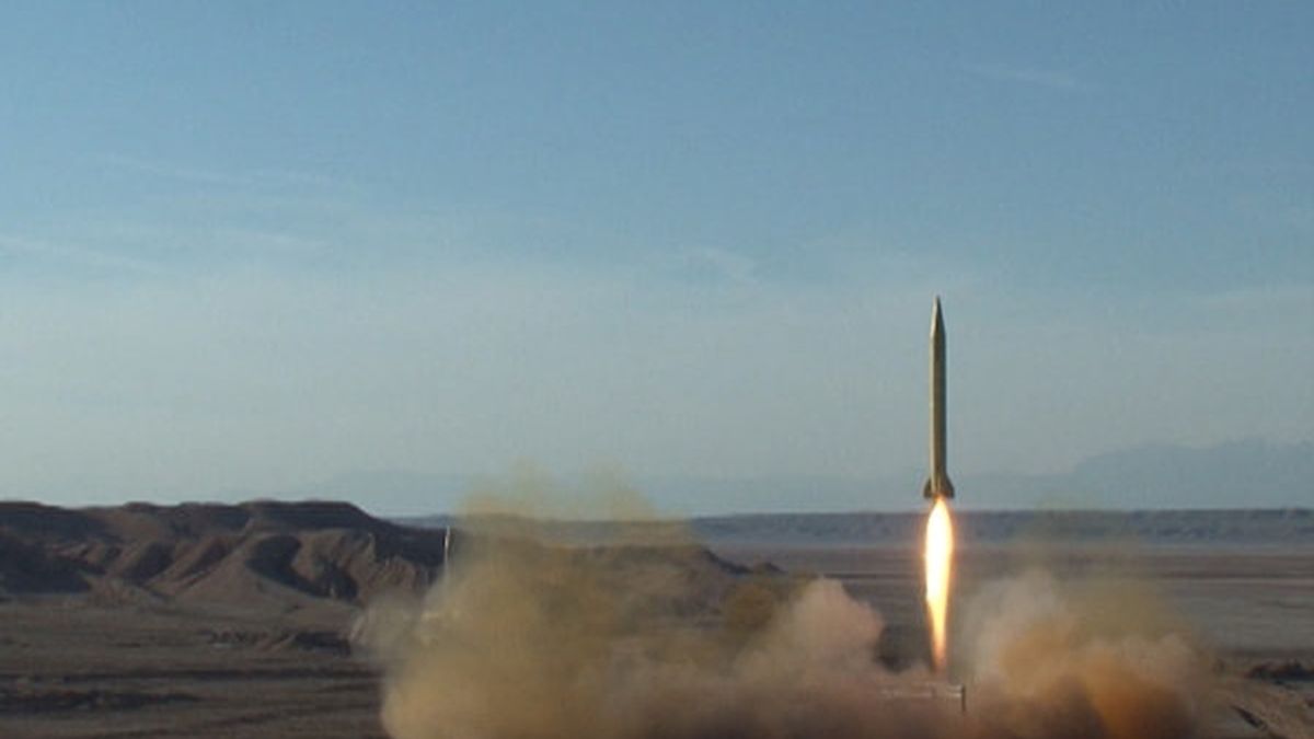 Irán lanza dos misiles en  Elburz