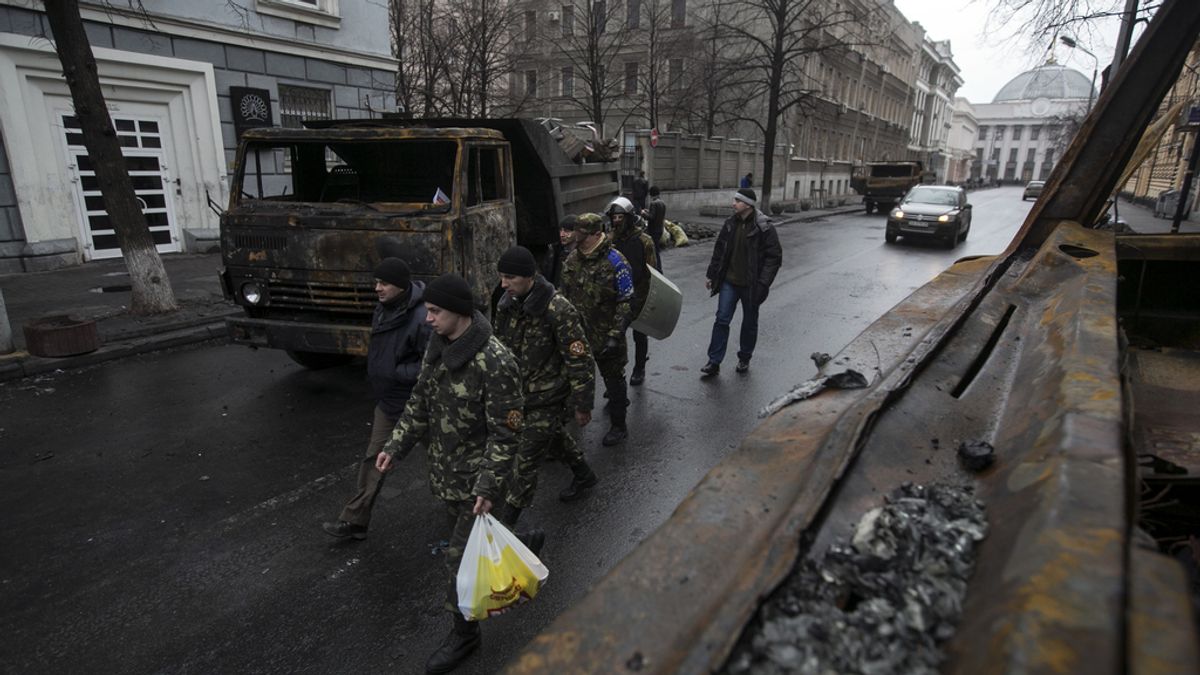 Ucrania libera a 64 manifestantes opositores detenidos esta semana