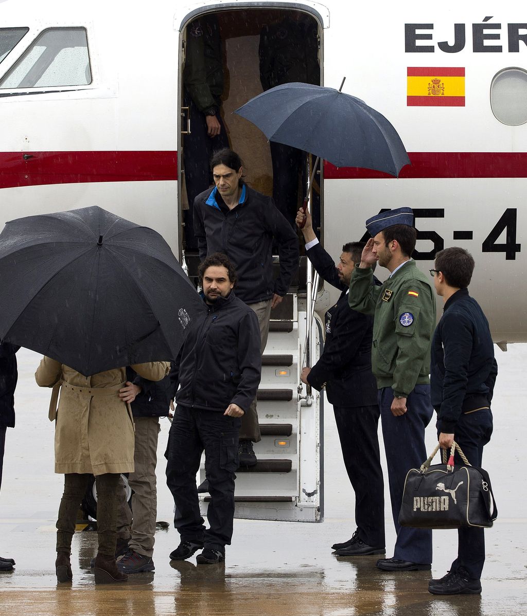 Llegan los periodistas secuestrados en Siria a la base aérea de Torrejón de Ardoz