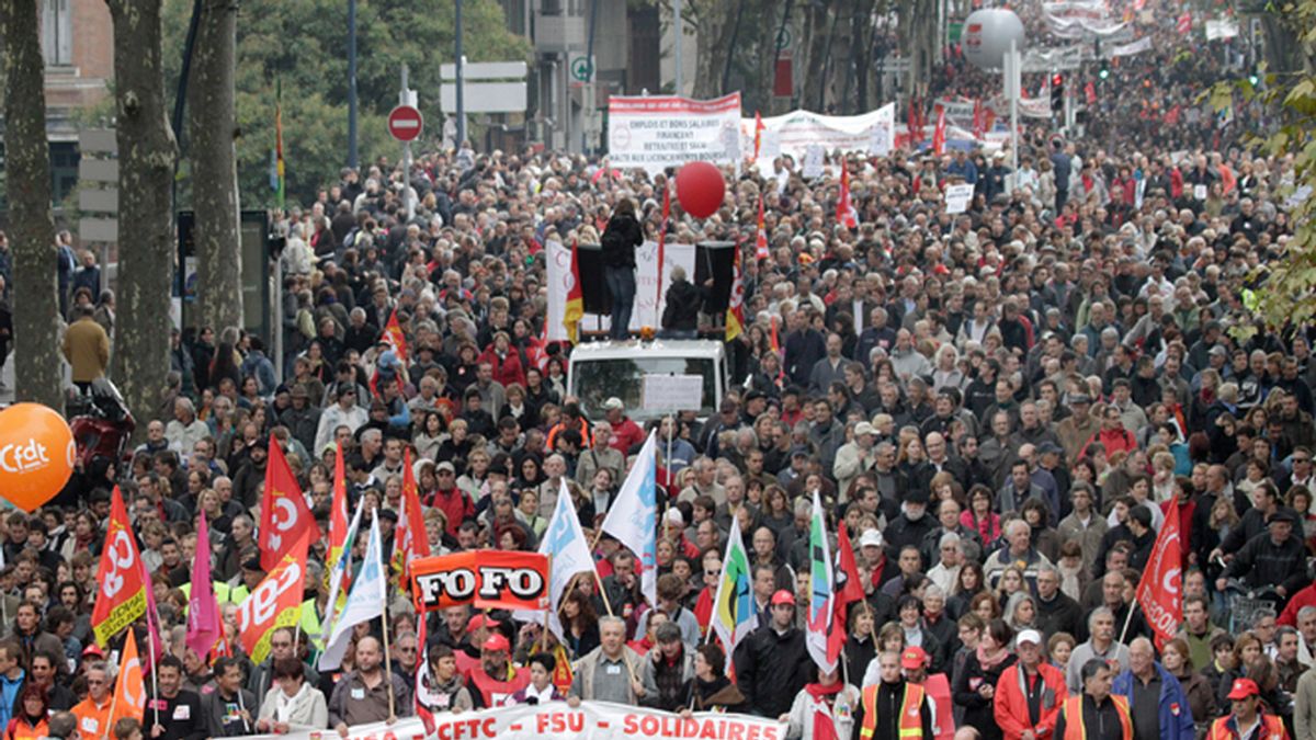 Continúan las protestas contra la reforma de pensiones en Francia