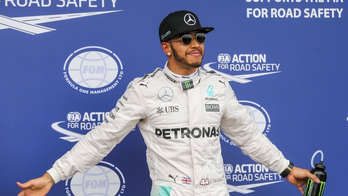 Hamilton firma la primera pole en Australia y Alonso saldrá duodécimo