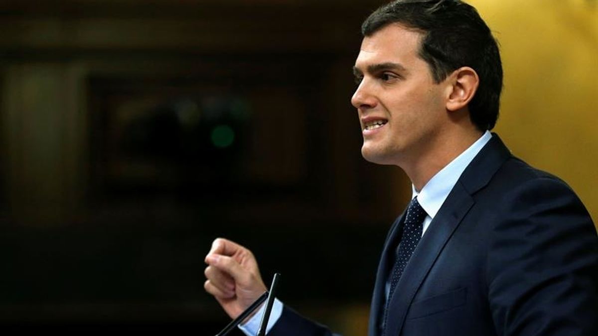 Albert Rivera sacude al PP y expone sus propuestas para gobernar España