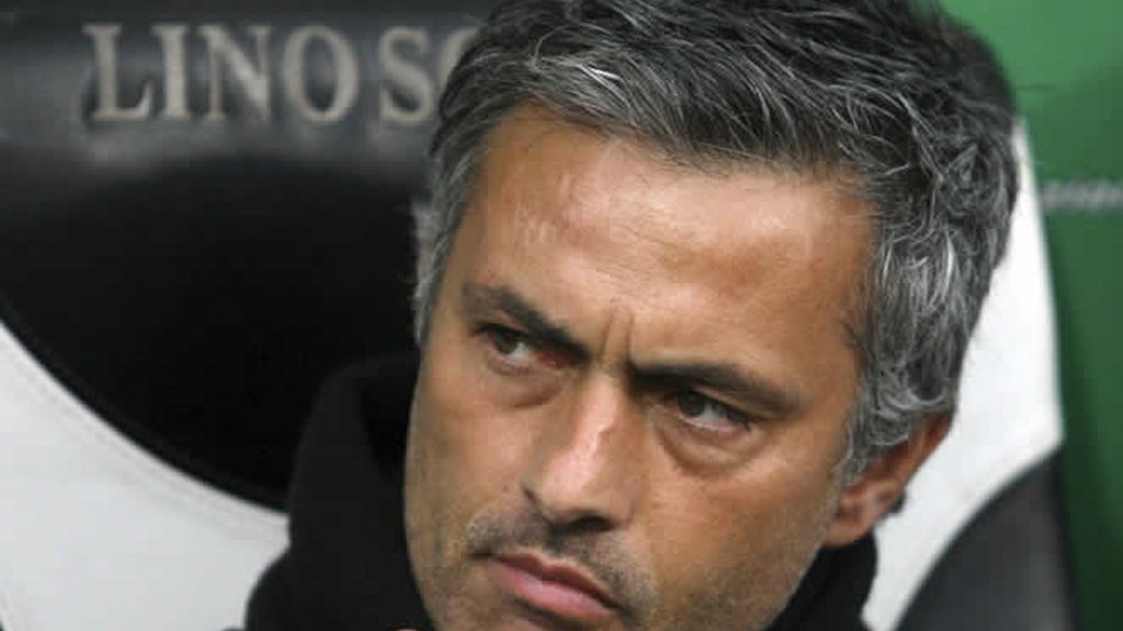 Mourinho suena con fuerza para el Madrid Mourinho suena con fuerza para el Madrid
