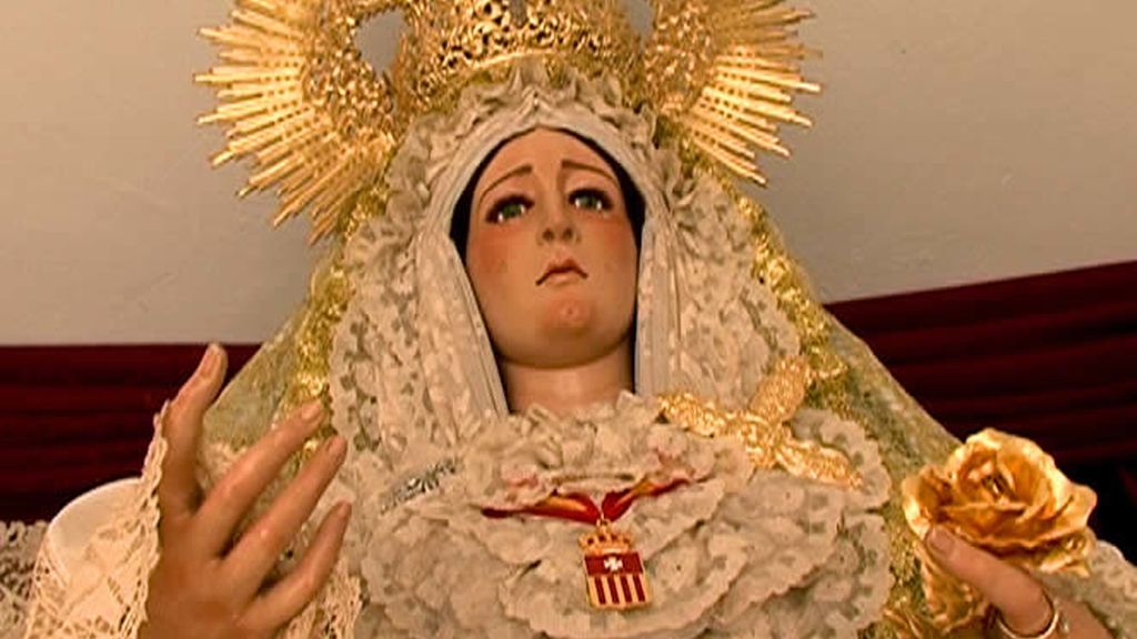 Devoción y religiosidad en este barrio de Andalucía