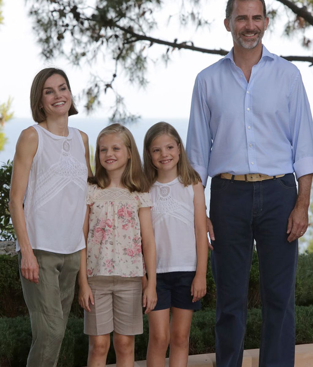 Reciclaje y austeridad en los looks