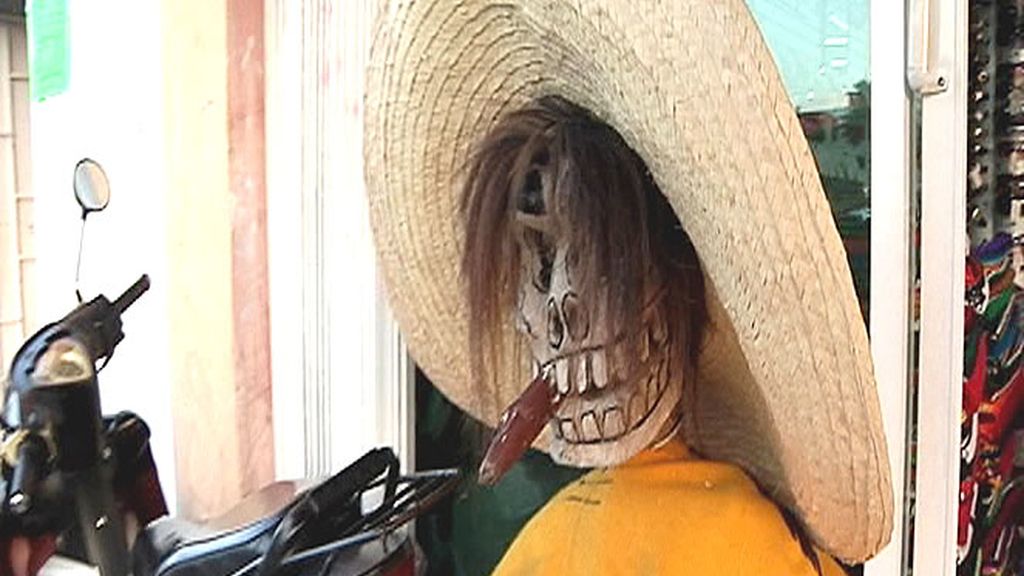 Venerar a la muerte es muy típico en México. En la imagen, una escultura de una calavera