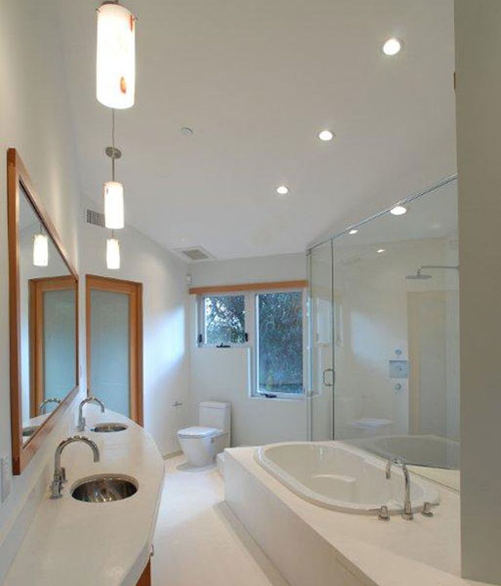 Ashton Kutcher vende su casa de soltero