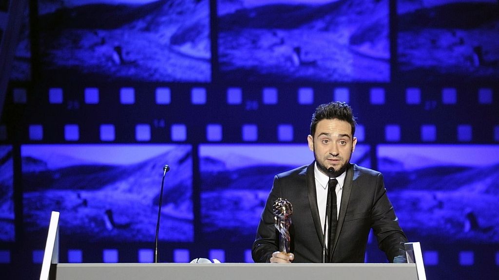 Juan Antonio Bayona triunfa en los premios Gaudí con Lo Imposible