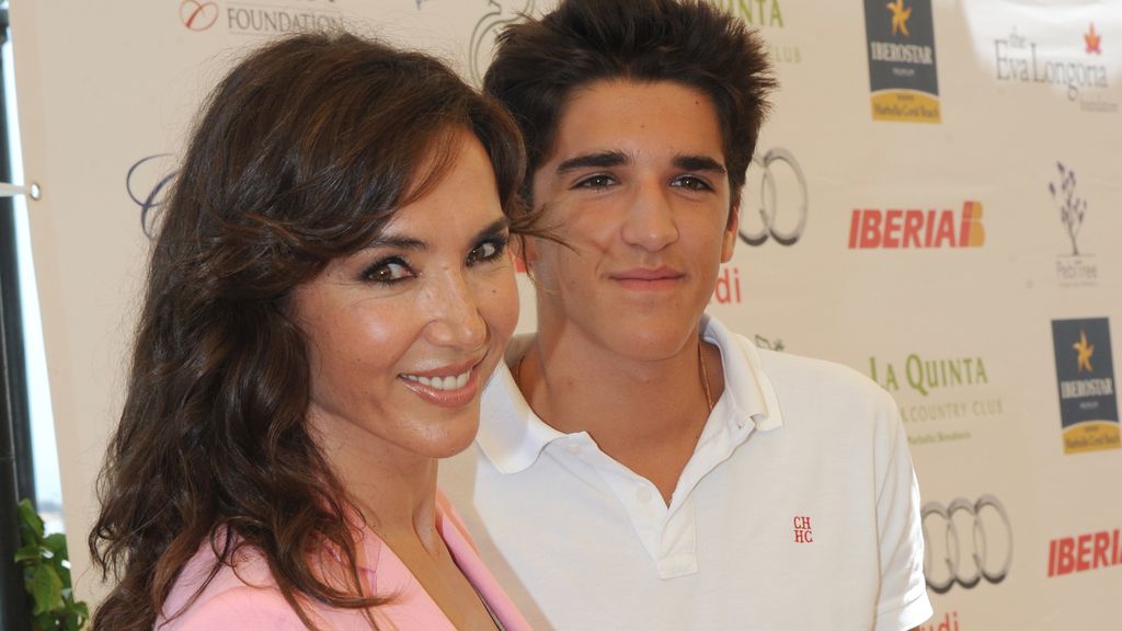 Paloma Lago