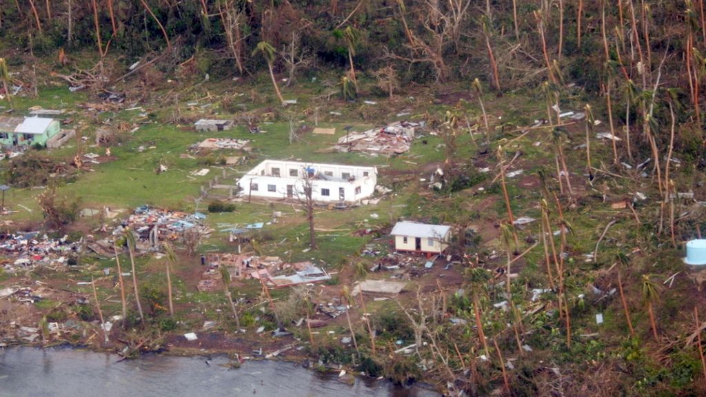 El tifón Winston a su paso por las Fiji