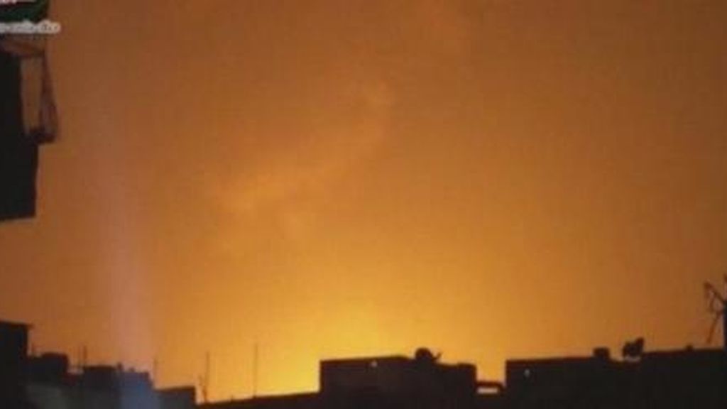 Un centro militar en Damasco registra fuertes explosiones causadas por un bombardeo israelí Un centro militar en Damasco registra fuertes explosiones causadas por un bombardeo israelí