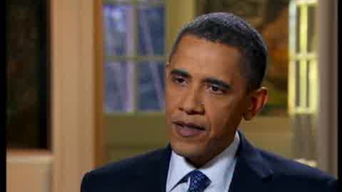 Obama se declara "furioso" por la marea negra