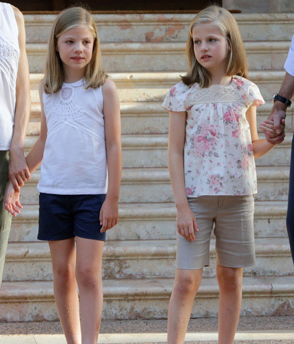 Reciclaje y austeridad en los looks