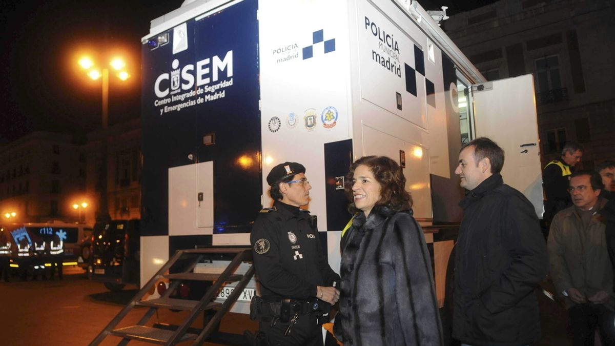 Botella supervisa y dirige el despliegue del operativo de limpieza en Madrid