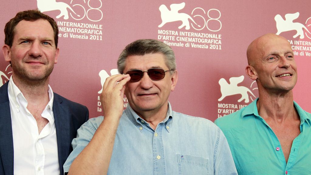 Alexander Sokurov, director de la película 'Faust' junto a dos de los actores. Foto: Reuters Alexander Sokurov, director de la película 'Faust' junto a dos de los actores. Foto: Reuters