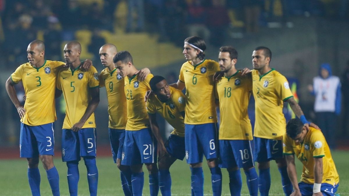 Paraguay tumba a Brasil en los penaltis