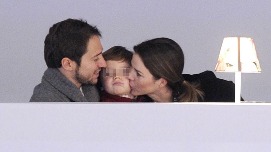 Manuel Martos y Amelia Bono con Manuel
