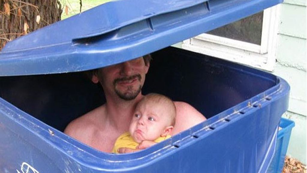 El bebé, a la basura