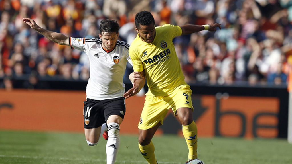 El Valencia no puede con el Villarreal y cede la tercera plaza El Valencia no puede con el Villarreal y cede la tercera plaza