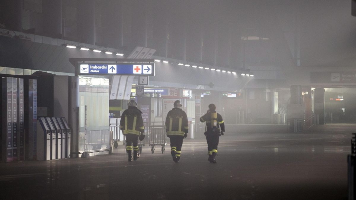 Cerrado el aeropuerto de Roma-Fiumicino tras un incendio en las instalaciones