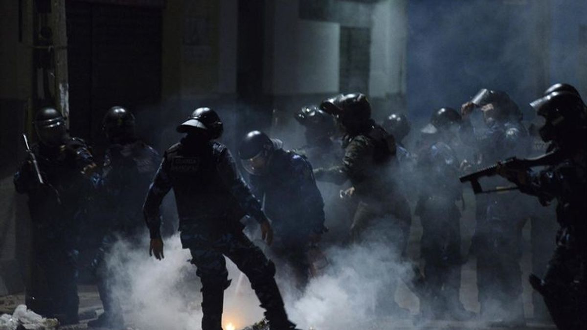 Rousseff se reune con los líderes de protestas y anuncia reformas Rousseff se reune con los líderes de protestas y anuncia reformas