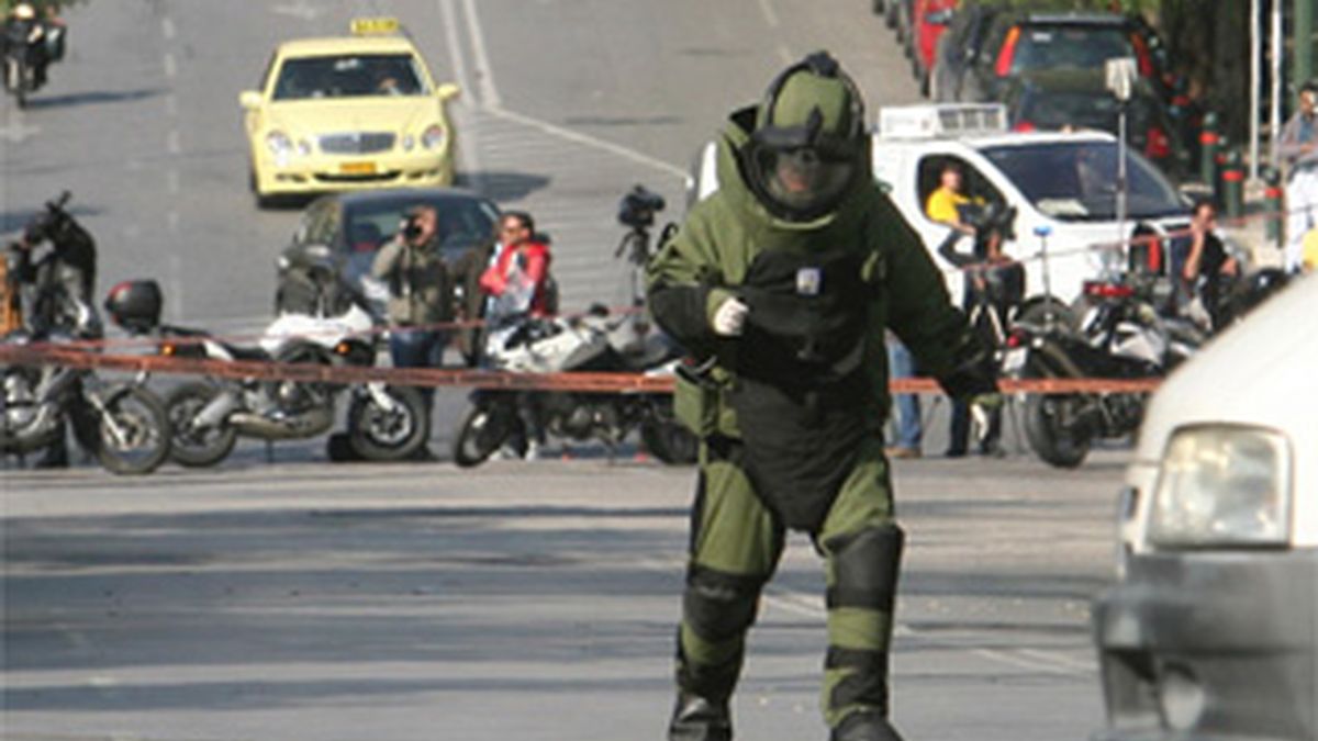 Interceptados en Atenas un paquete bomba dirigido a Sarkozy