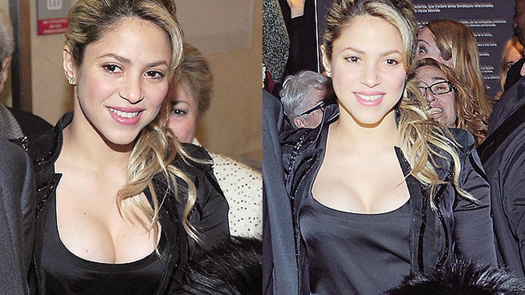 Shakira luce escote en su primera aparición