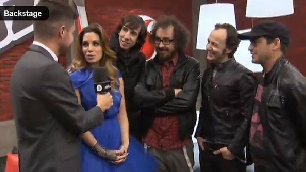 La Oreja de Van Gogh, Efecto Pasillo, Luis Fonsi... Todos los artistas invitados