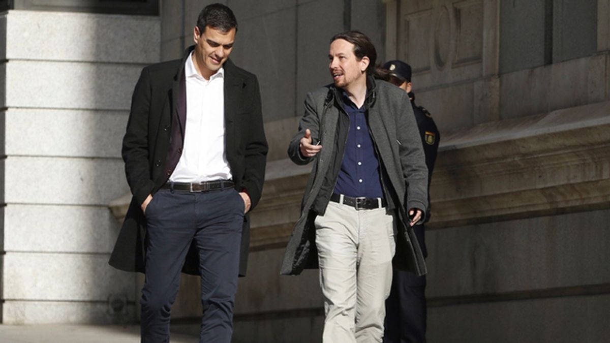 Iglesias y Sánchez llegan juntos al Congreso