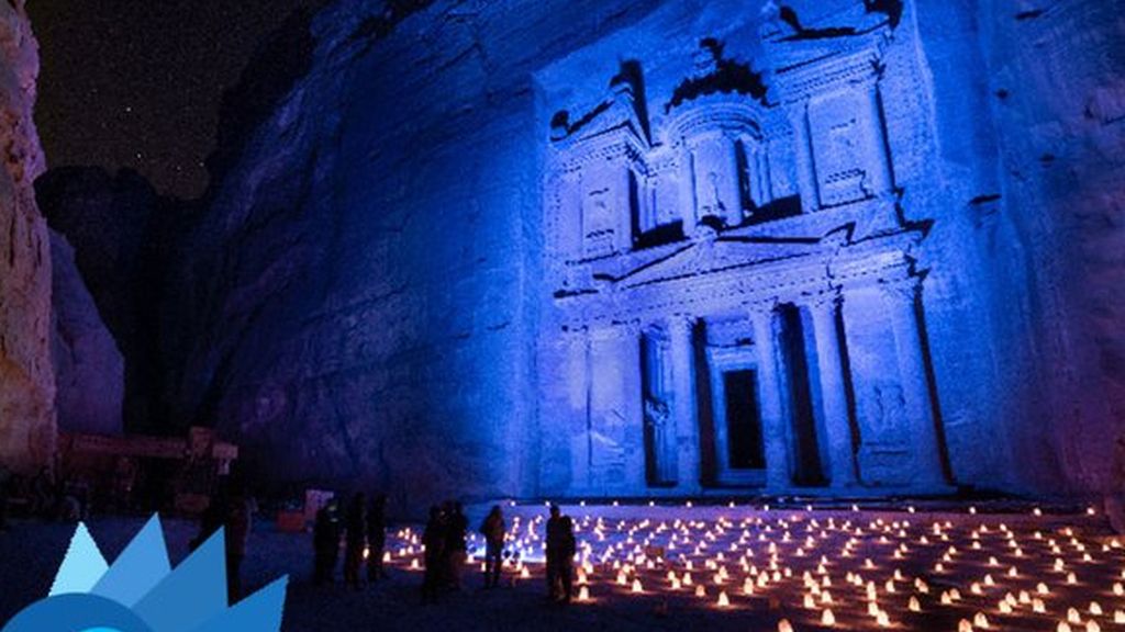 Petra se ilumina de azul (jordania)