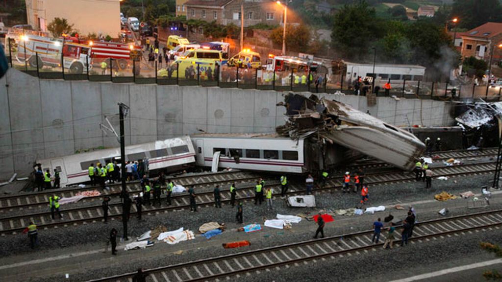 Descarrilamiento mortal de un tren en Santiago de Compostela