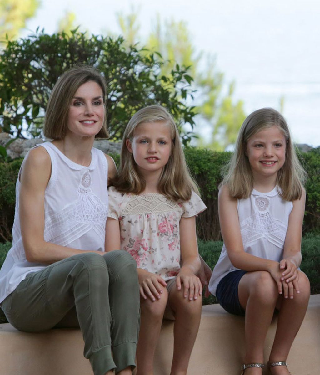 Reciclaje y austeridad en los looks