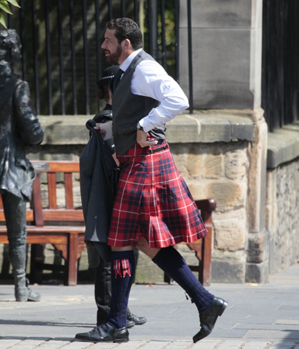 Estilismos desacertados en la boda de Zara Phillips