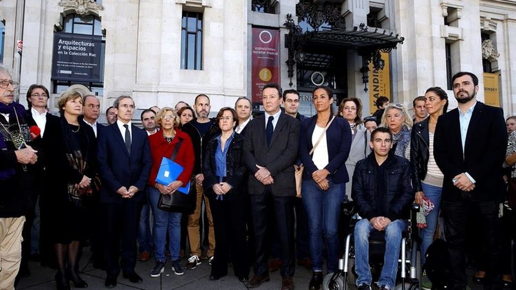 Minuto de silencio en Madrid por los atentados