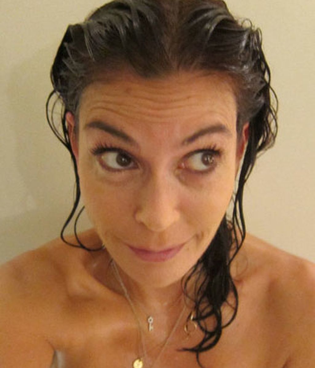 Así es Teri Hatcher cuando sale de la ducha