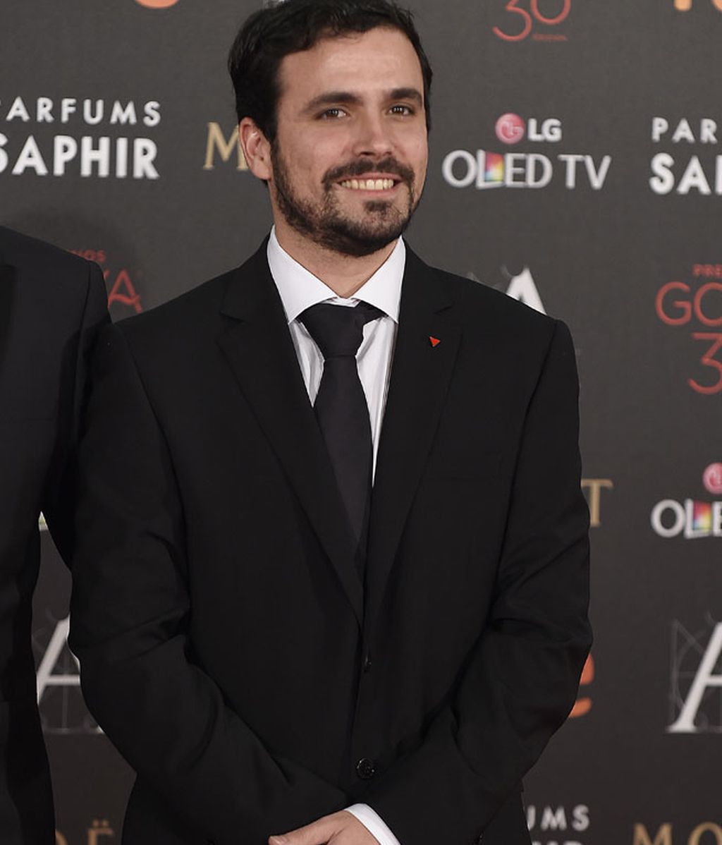 Alberto Garzón ha elegido corbata a diferencia de los demás