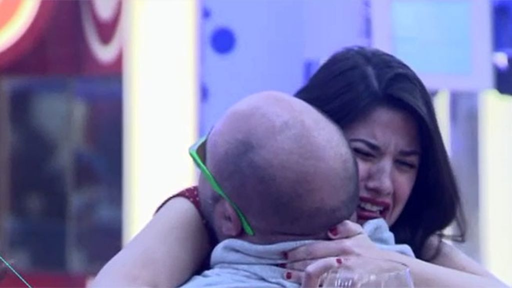 Se arranca a cantar en plena fiesta