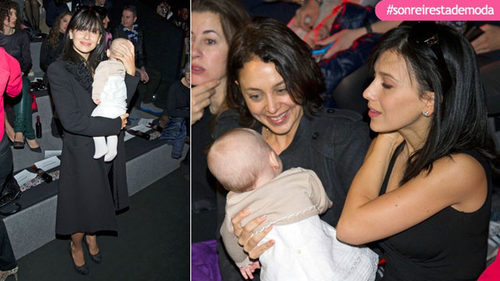 Hilaria de Thomas en el desfile de AA de Amaya Arzuaga