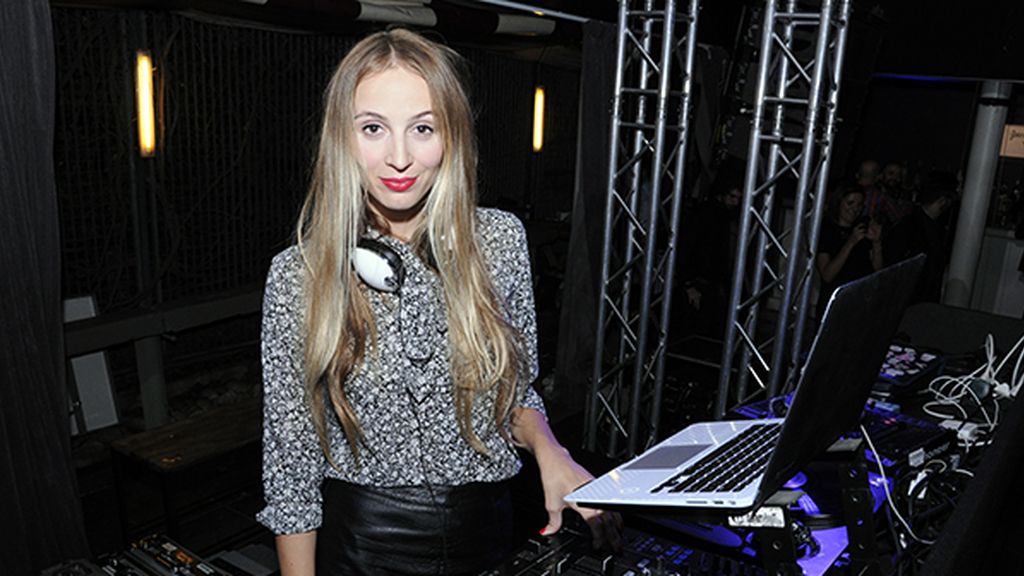 Harley Newton fue, aparte de nosotros, la encargada de animar la pista con su música