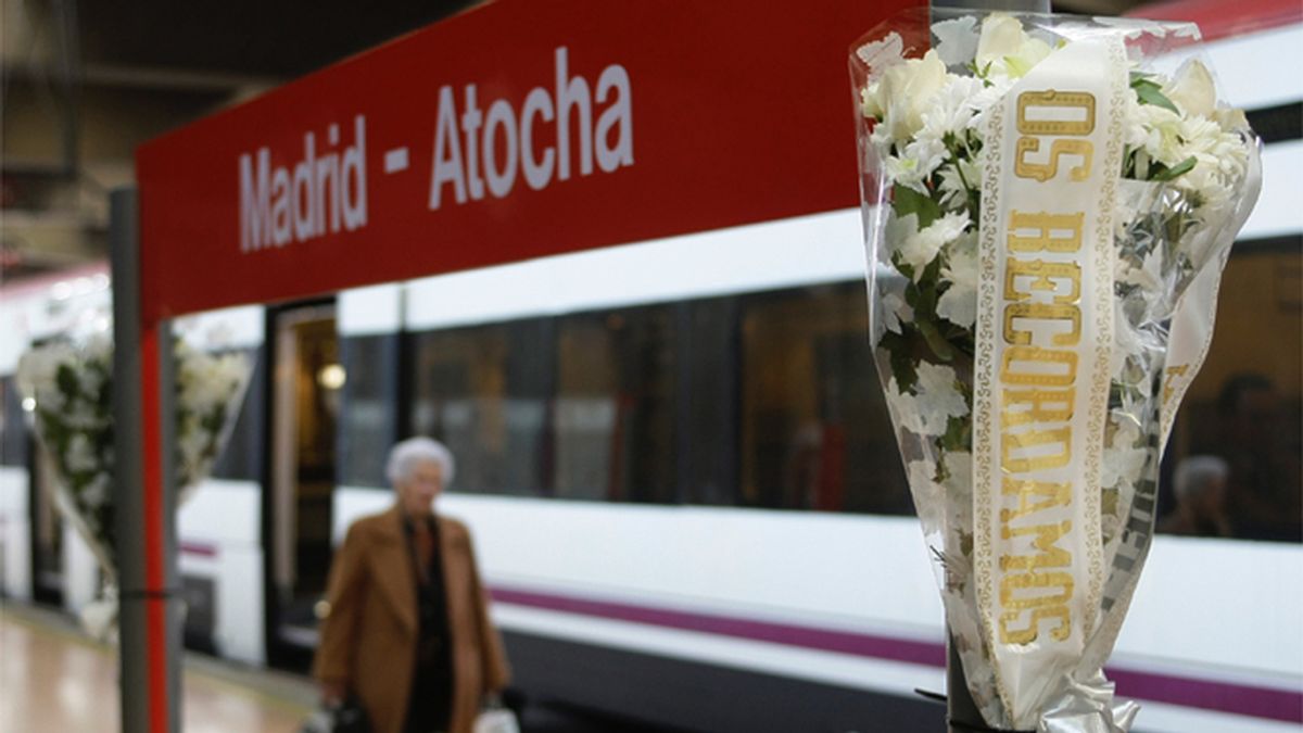 Recuerdo en Atocha a las víctimas del 11-M
