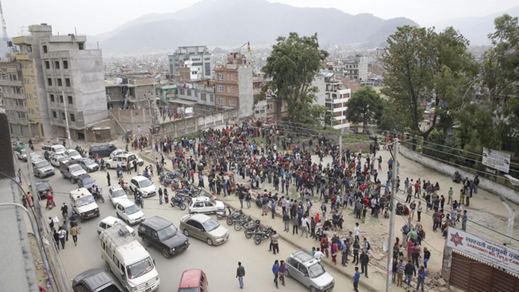 Un terremoto de 7,9 grados en la escala Ritcher sacude Nepal