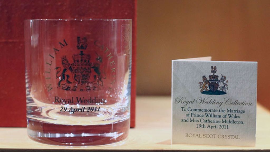 Los souvenirs de la boda de Guillermo y Kate: de lo clásico a lo freaky