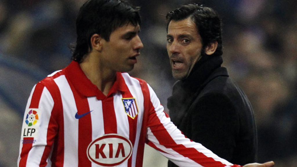 Quique, muy enfadado con el juego de su equipo Quique, muy enfadado con el juego de su equipo