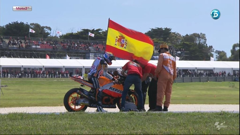 Llega el momento de coger la bandera