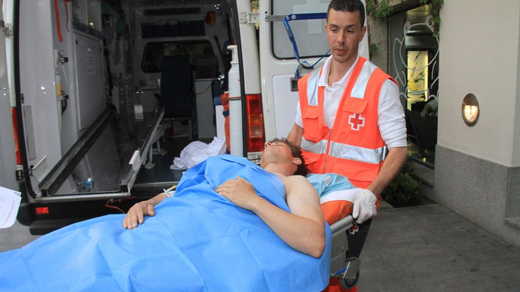 Fue cogido de lleno por su primer toro de la tarde