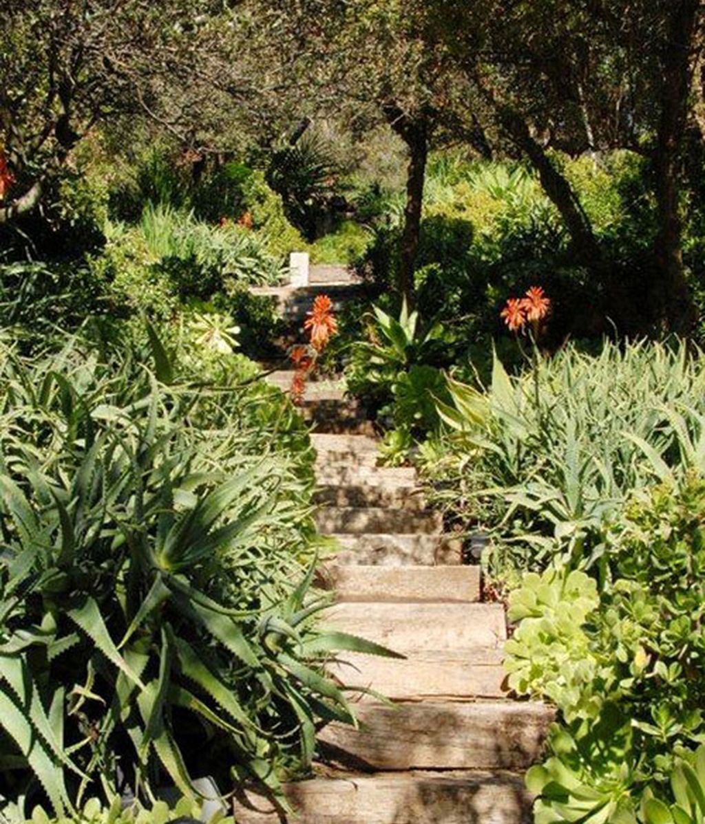 Ashton Kutcher vende su casa de soltero